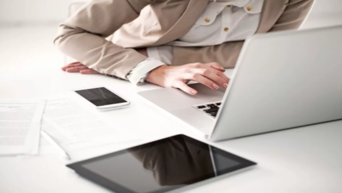 NZ first as new Telecom mobile plans let SMBs share data