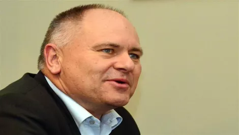 Gen i chief executive tim miles photo by peter mci 51d673b2ea