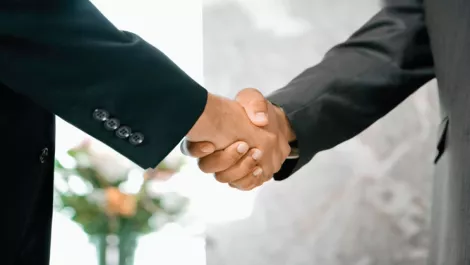 Hand shake