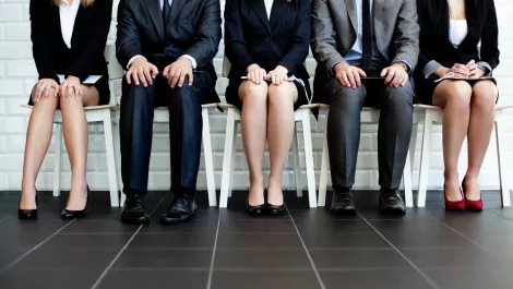 Service vendors look to multi-skilled professionals to add depth