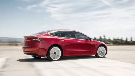 Model 3 performance   red rear motion