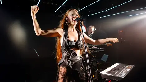 Vera Blue relies on Sennheiser setup for powerful live shows