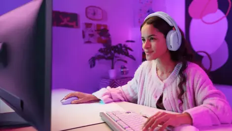 Logitech G325 LIGHTSPEED headset launches at AUD $199.95