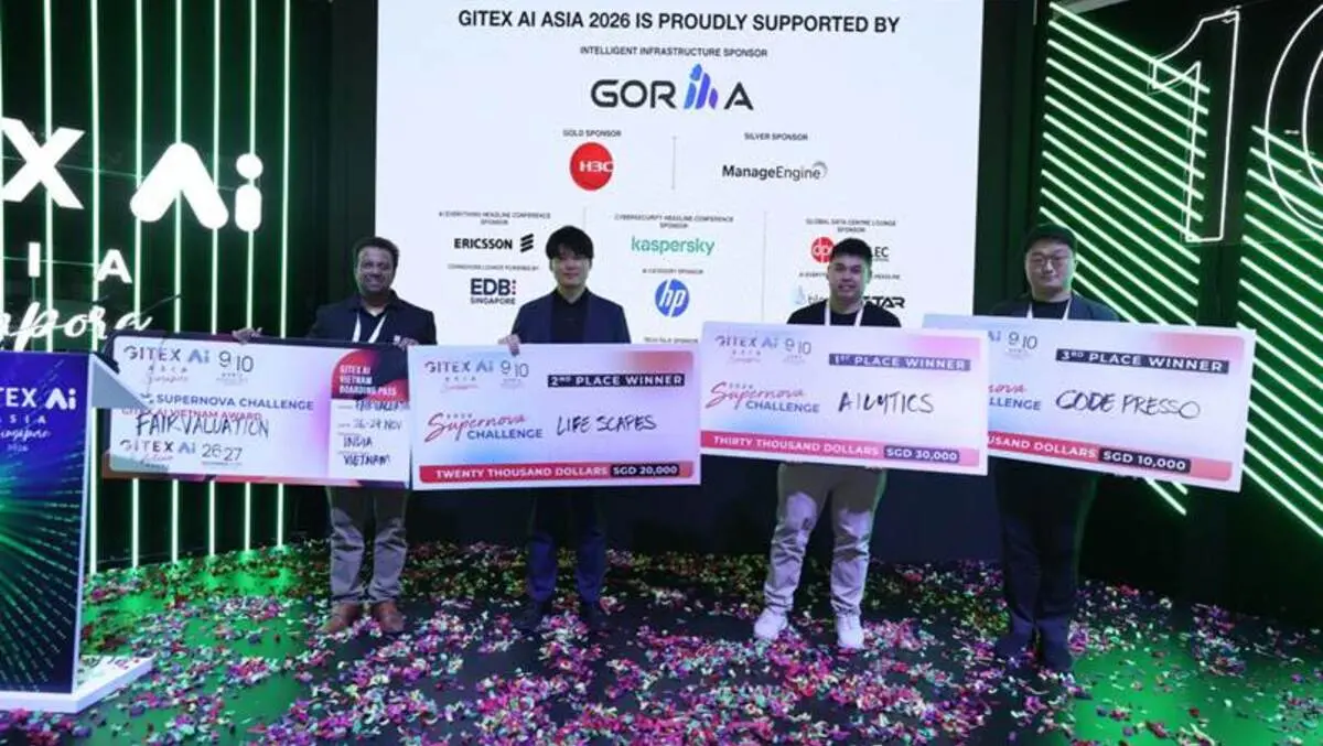 Singapore showcase draws 300 startups & USD $350 billion